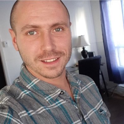 Profile Picture of Mainville Shawn (@Shawn85Shawn) on Twitter