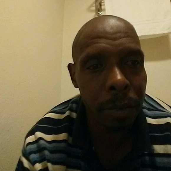 Profile Picture of Terry Alexander (@terryprix) on Poshmark