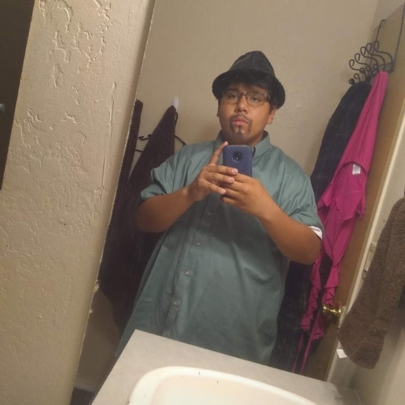 Profile Picture of Josiah Hicks-curtis (@jojohickscurtis) on Poshmark