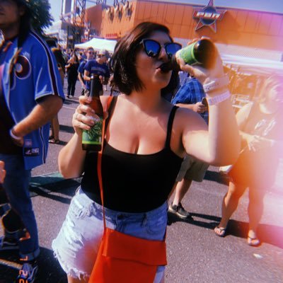 Profile Picture of Amanda Barshak (@amandabarshak) on Twitter