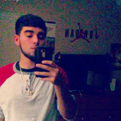 Profile Picture of Chris ® (@Bowlin_44) on Twitter