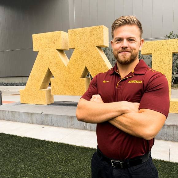 Profile Picture of Dan Weaver (@charter2009) on Poshmark