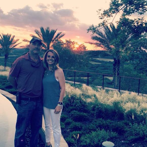 Profile Picture of Amy Gartman (@iamamyc) on Poshmark