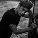 Profile Picture of D A V I D (@davidbywater.fk) on Instagram