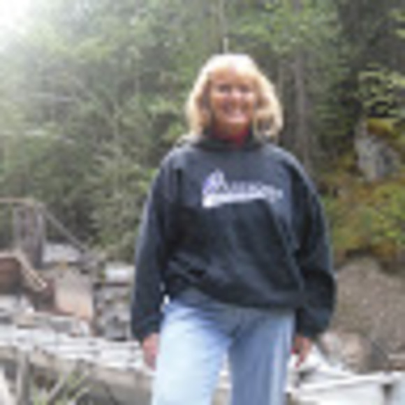 Profile Picture of Drew Kennedy (@drewkennedy316) on Poshmark