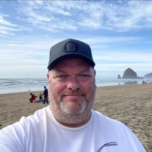 Profile Picture of Eddie Donnelly (@reddie999) on Poshmark