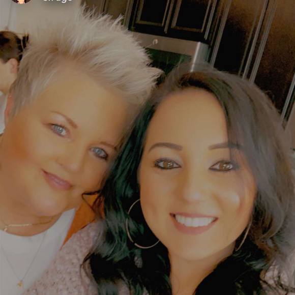 Profile Picture of Lynn egbert Martinez (@martinezlynn1) on Poshmark