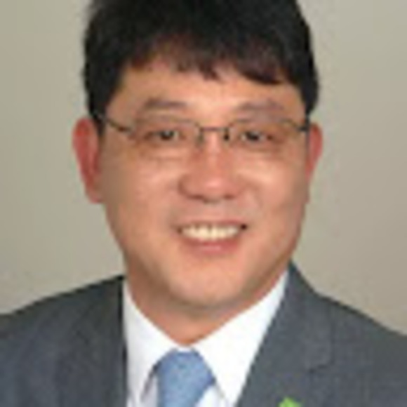 Profile Picture of Bryan Mun (@bryan_mun) on Poshmark