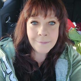 Profile Picture of Laurie Atkins (@cardcr8r1) on Pinterest