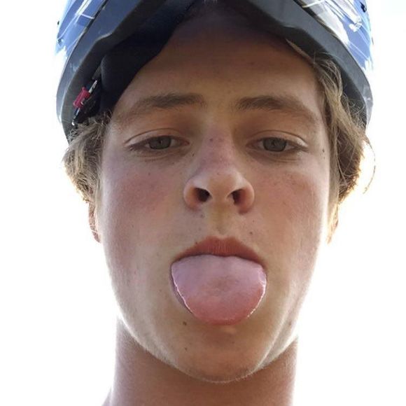 Profile Picture of Drew Kemp (@drew_kemp) on Poshmark