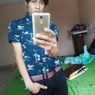 Profile Picture of Zoe Lugo (@ZoeLugo3) on Twitter