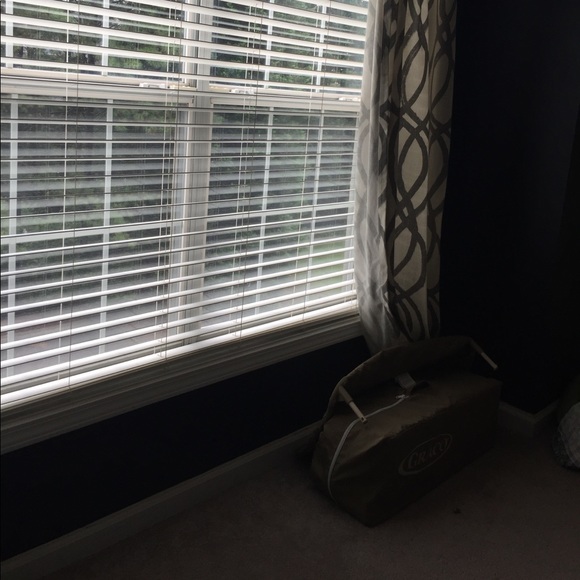 Colleen Klages - Poshmark Profile Picture of Colleen Klages (@cmgeary) on Poshmark