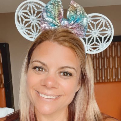 Profile Picture of Kimberly Ryba White (@krybawhite) on Twitter