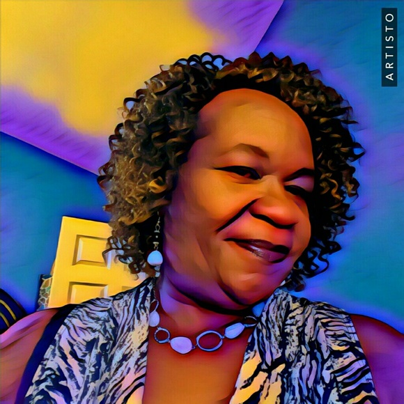 Profile Picture of Angela Alexander (@brownsugar1999) on Poshmark