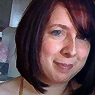 Profile Picture of Jeanne Elizabeth (@FreckledMouse) on Twitter
