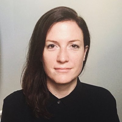 Profile Picture of Laura Fischeron Twitter