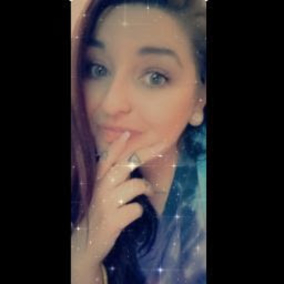 Profile Picture of Autumn Berkenstock (@abrookeberk) on Poshmark