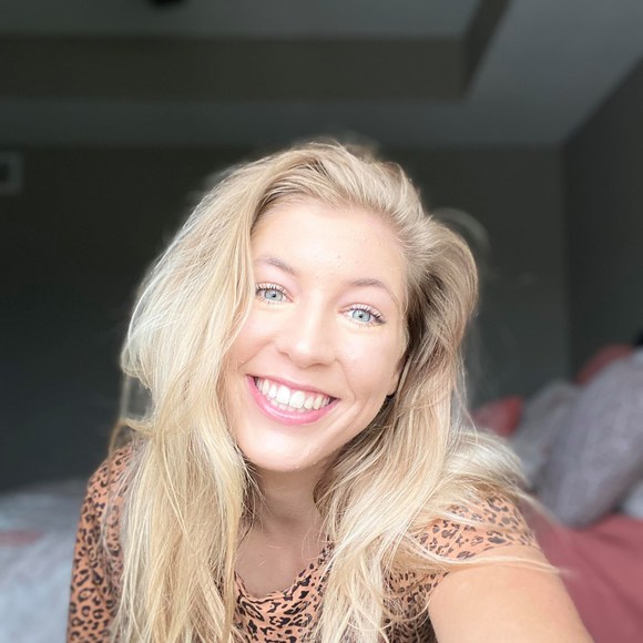 Profile Picture of Savannah Wanhala (@savannahwanhala) on Poshmark