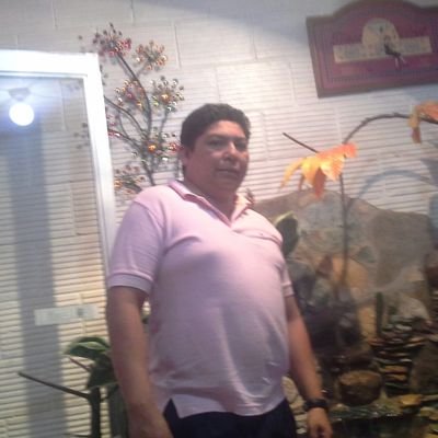 Profile Picture of William A. Cuellar (@BillyAcuna) on Twitter