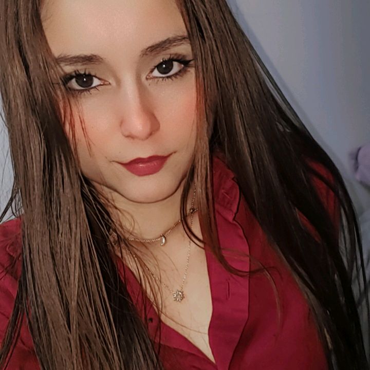 Profile Picture of lis❤️ (@molinalisneth) on Tiktok
