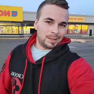 Lucas Tuttler - Instagram Profile Picture of Lucas Tuttler (@jasonfowler_) on Instagram