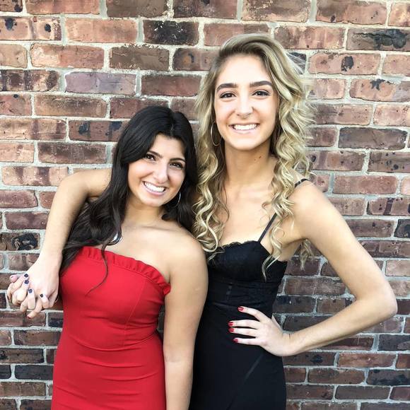 Profile Picture of Bayleigh Destito (@bayleighdestito) on Poshmark