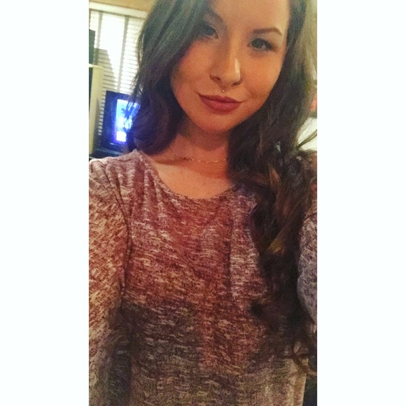 Profile Picture of Michelle Ducan (@michelled38) on Poshmark