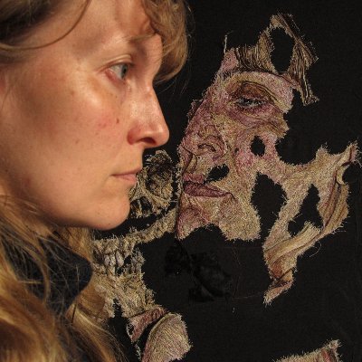 Profile Picture of Emily Tull (@ArtbyEmilyTull) on Twitter