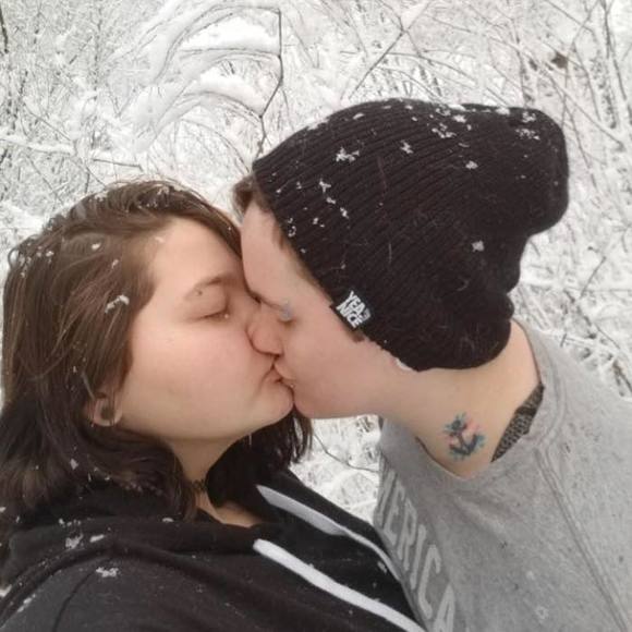 Profile Picture of Bella Lucas (@bellalynn1) on Poshmark