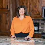 Profile Picture of Click Or Call Kelli Wall (@clickorcallkelliwall) on Youtube