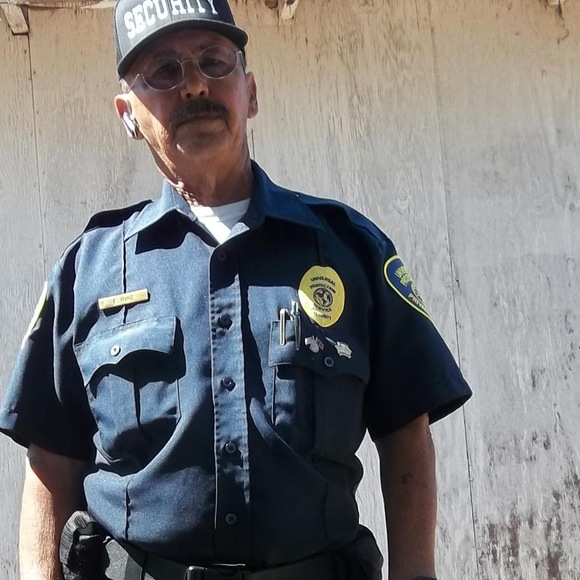 Eugene Ruiz - Poshmark Profile Picture of Eugene Ruiz (@trailrider3206) on Poshmark