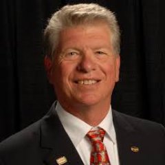 Profile Picture of Dave Steinhaus (@SteinhausDave) on Twitter