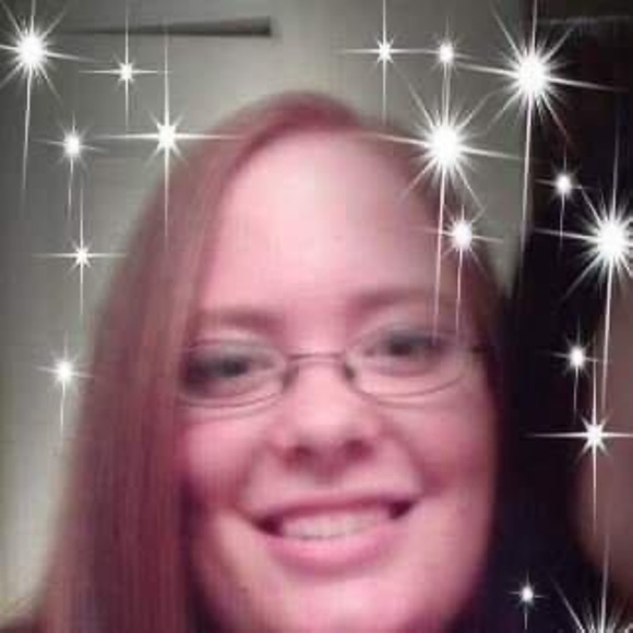 Profile Picture of Sarah Poitevent (@shelbyjake17) on Poshmark