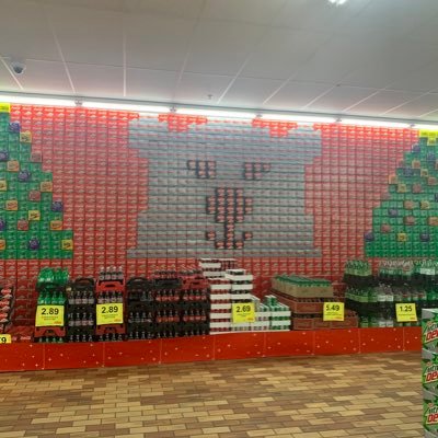 Profile Picture of Uncle Hanno (@VioletKnight_) on Twitter