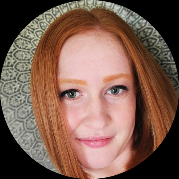 Profile Picture of Heather Piper (@maplegingeroats) on Poshmark