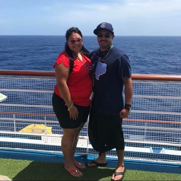 Profile Picture of Abbagale Lopez (@abbagale91) on Poshmark