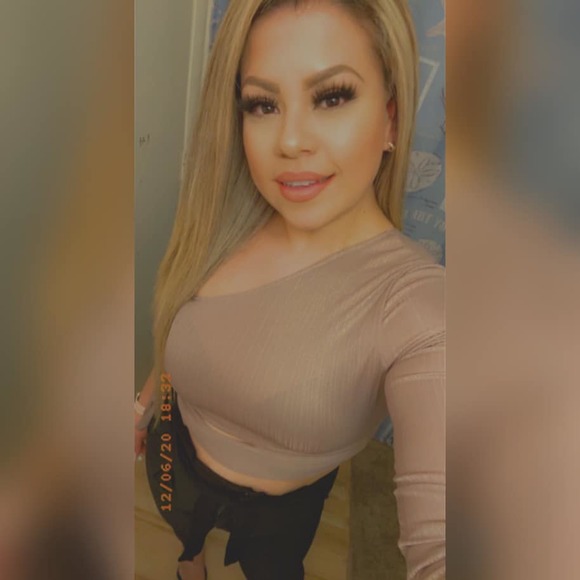 Profile Picture of Monika Ortiz (@moniidiaz) on Poshmark