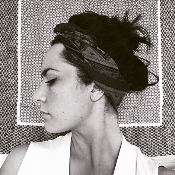 Profile Picture of Lea Faoro (@leafaoro) on Poshmark