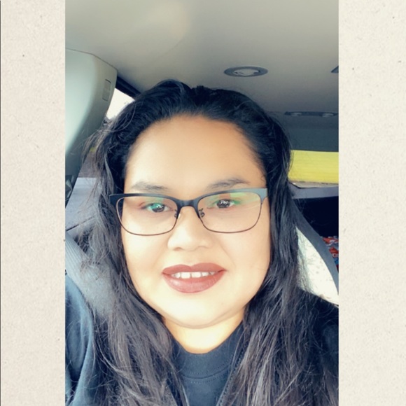 Amelia Starr - Poshmark Profile Picture of Amelia Starr (@ajstarr11) on Poshmark