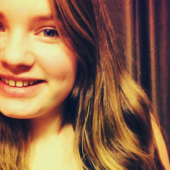Profile Picture of Jessica Cantor (@jessica5450) on Poshmark