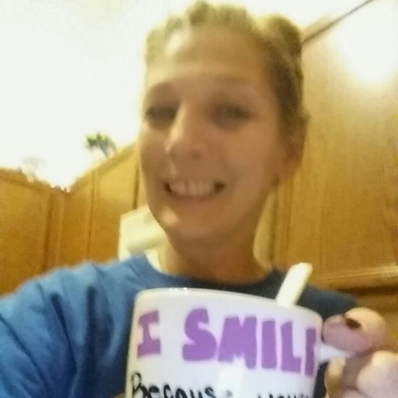 Profile Picture of Bobbieji Nicol (@tnbj04) on Poshmark