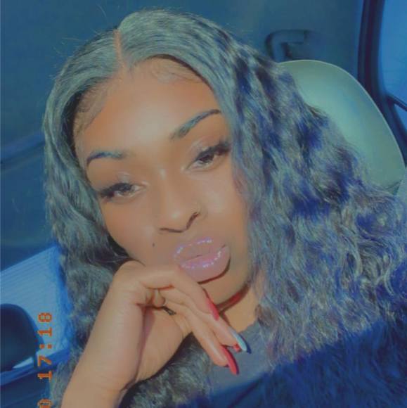Profile Picture of Keanna Statam (@keanna9009) on Poshmark