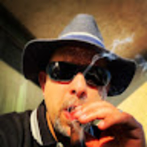 Profile Picture of Junaid Malik (@jm6designs76) on Poshmark