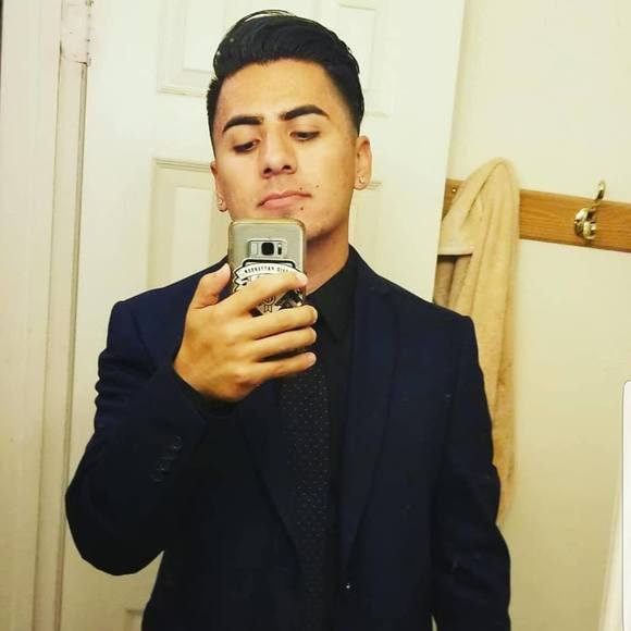 Profile Picture of Andres Tejeda (@atandres8) on Poshmark