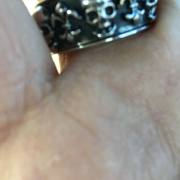 Profile Picture of Michael Wrzesinski (@gothicgraphics) on Poshmark