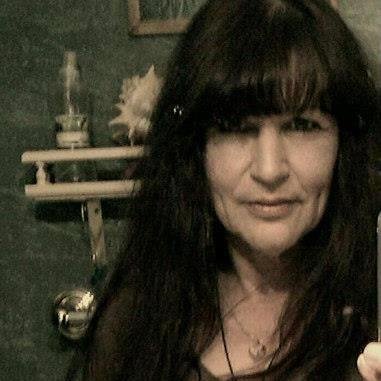 Profile Picture of Nawdydawn (@DawnEhret) on Twitter