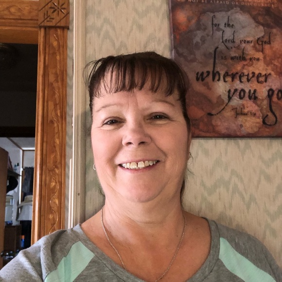 Profile Picture of Terri Marler (@chatterbox61) on Poshmark