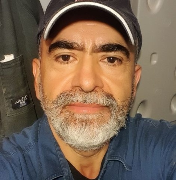 Samuel Trinidad - Poshmark Profile Picture of Samuel Trinidad (@samtrinidadrey) on Poshmark