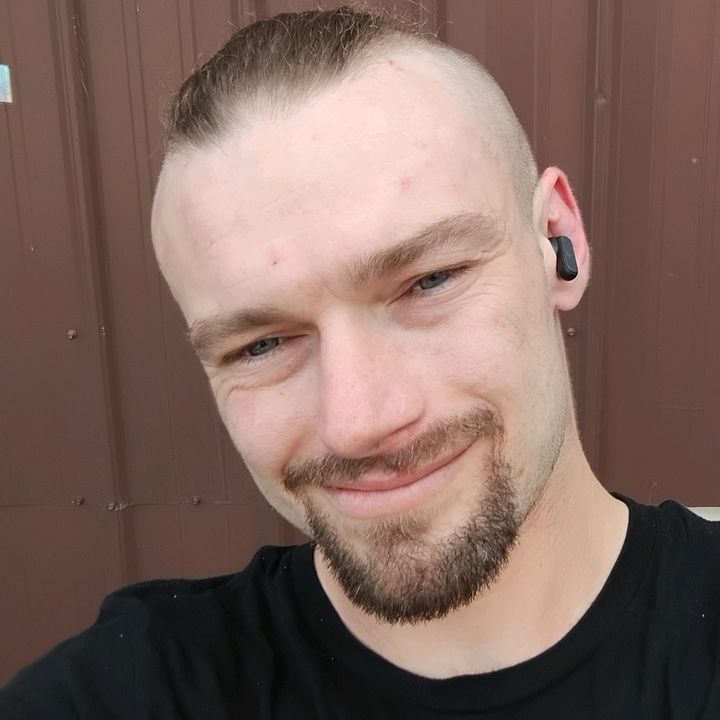 Profile Picture of 1onlybigL (@leecottrill) on Tiktok