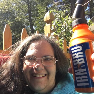 Profile Picture of Jenny Hutchins (@QHutchins) on Twitter